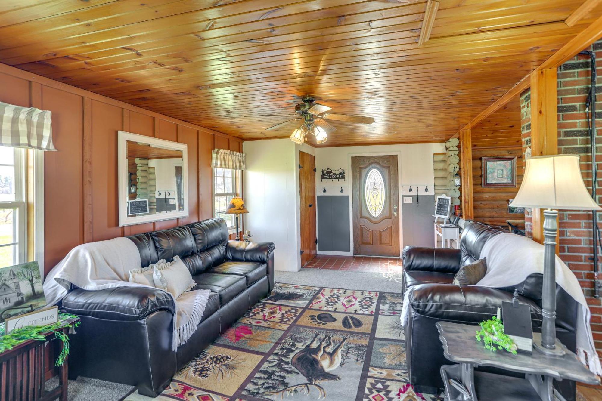 Quiet Shiloh Retreat With Spacious Yard And Fireplace! Extérieur photo